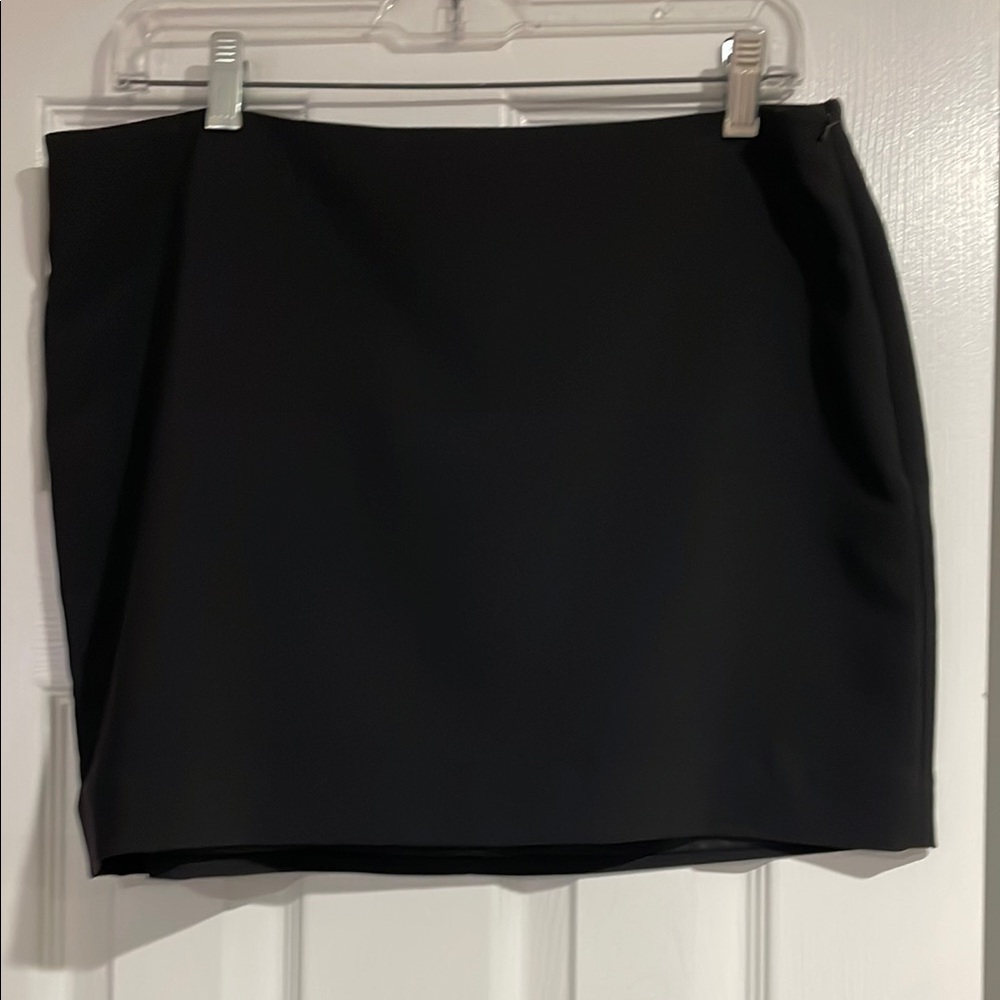 EUC Classic Black Women's Mini Skirt